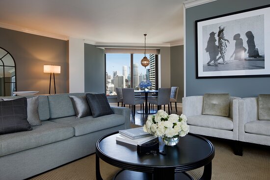 How to Book a Hotel Near Big Ben in Sydney?